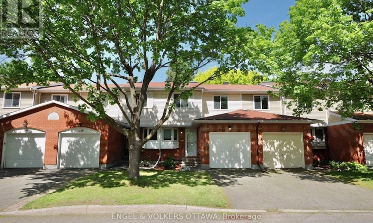 1152 Des Forets Avenue
