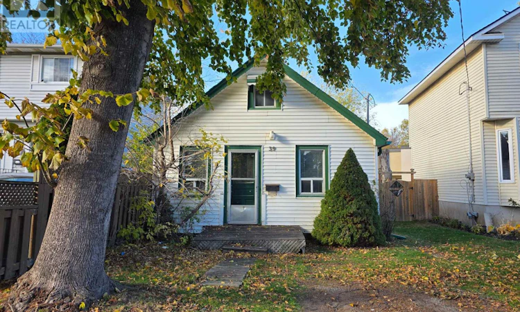 39 Manchester Avenue