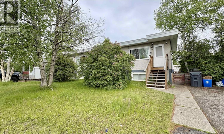380 Moffat Street