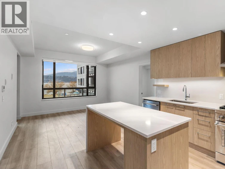 313-3051 Abbott Street, Kelowna, BC, V1P 0P1 - 12