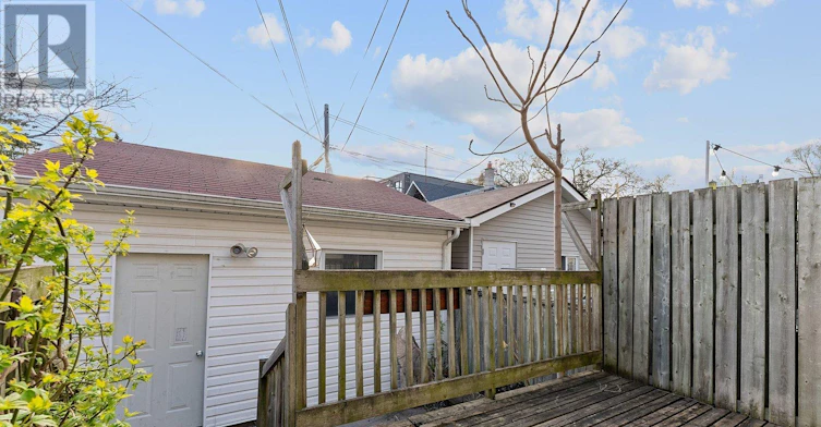 570 Jones Avenue, Toronto, ON, M4J 3H1 - 34