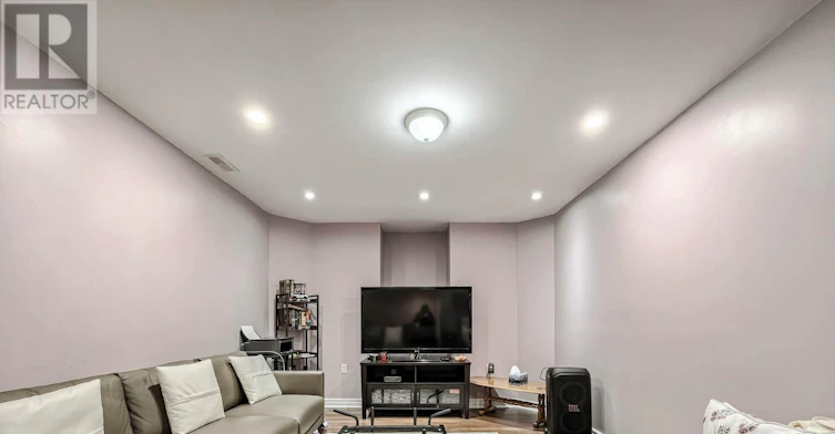 BSMT-16 Chasser Drive, Markham, ON, L6E 1K4