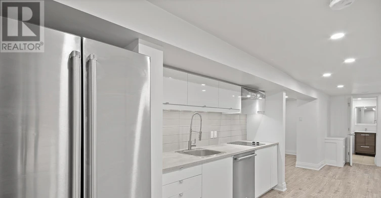 1 (BASEMENT-35 Humberside Avenue, Toronto, ON, M6P 1J6 - 15