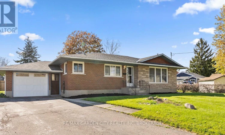 1 Gladman Avenue