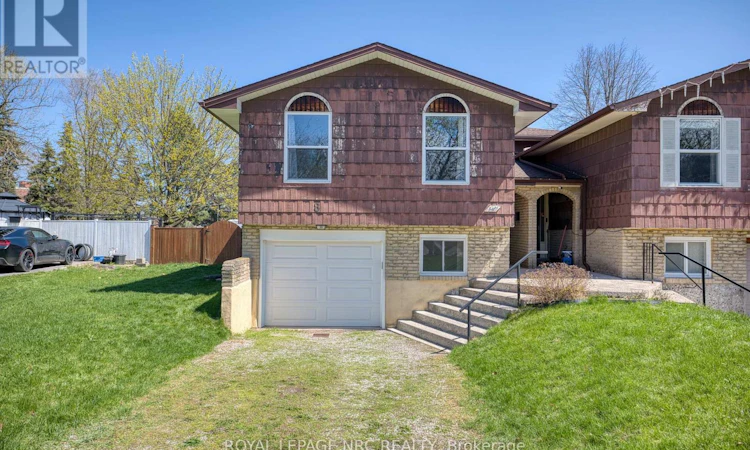8 Kerwin Gate