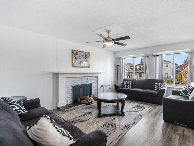 7923 122a Street, Surrey, BC, V3W 3T4 - 2