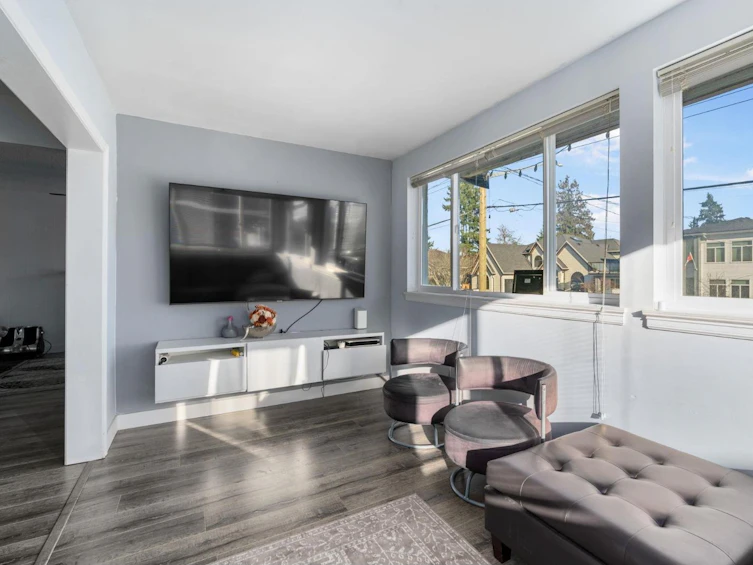 7923 122a Street, Surrey, BC, V3W 3T4 - 8