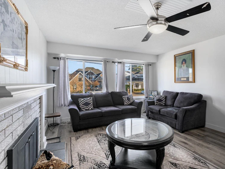 7923 122a Street, Surrey, BC, V3W 3T4 - 3