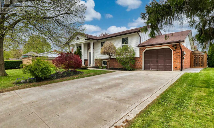 36 Rochelle Drive