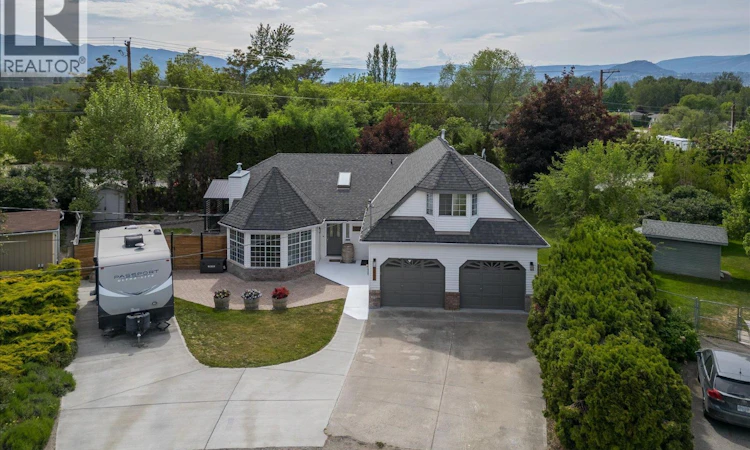 3418 Mariposa Court