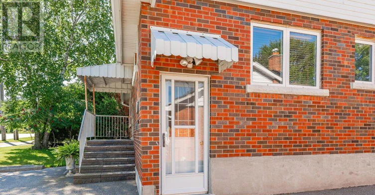 LOWER-195 Edinburgh Road S, Guelph, ON, N1G 2H8 - 2