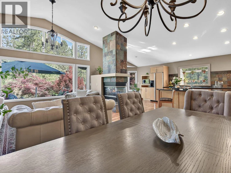 3929 Gallaghers Circle, Kelowna, BC, V1W 3Z9 - 11