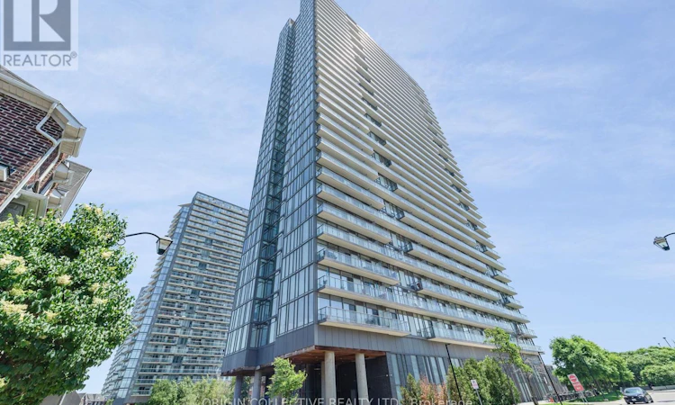 302-105 The Queensway Avenue