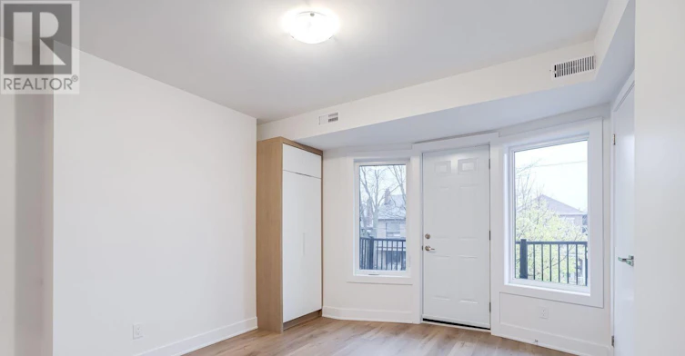 3 (UPPER-231 Symington Avenue, Toronto, ON, M6P 3W5 - 20