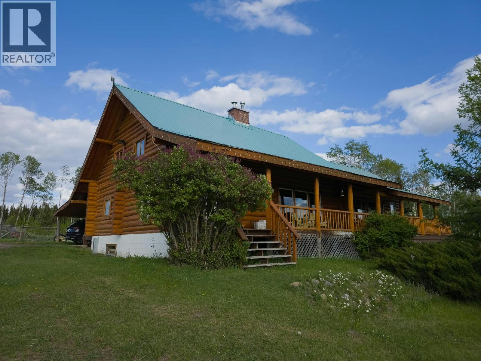 3711 Whitehorse Lake Road, Lac La Hache, BC, V0K 1T0
