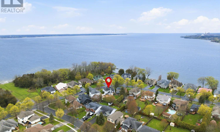 28 Bayshore Drive