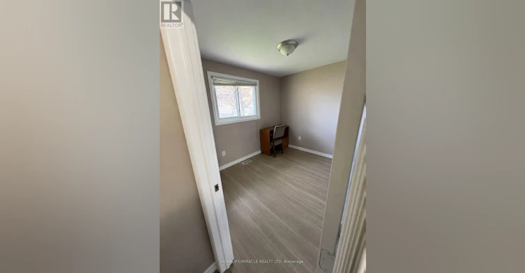10 Trelawn Parkway, Welland, ON, L3C 1W3 - 10