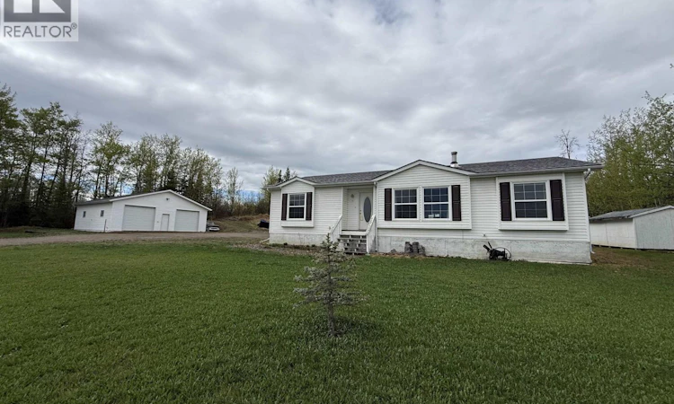 13048 Hunters Lane