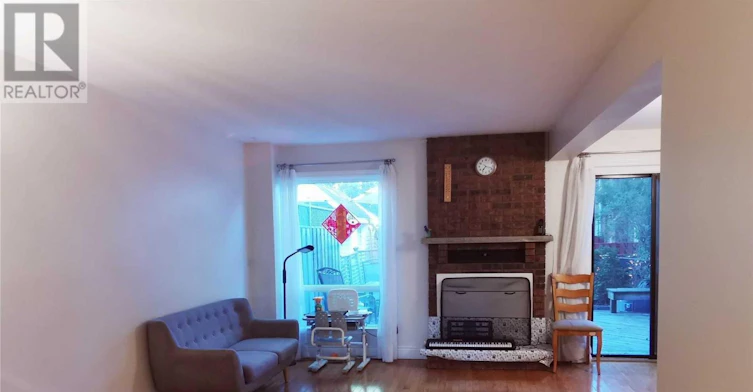 75 Ecclesfield Drive, Toronto, ON, M1W 2Y3 - 4