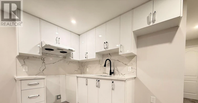 BASEMENT-402 Handley Crescent, Newmarket, ON, L3Y 4T4 - 4