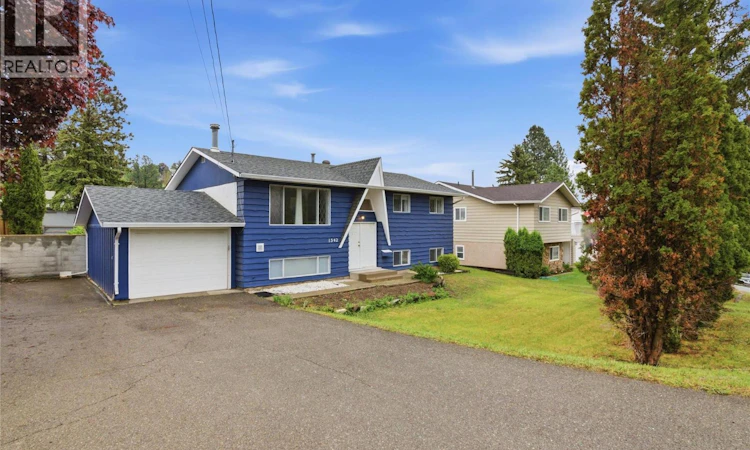 1542 Mt Dufferin Crescent