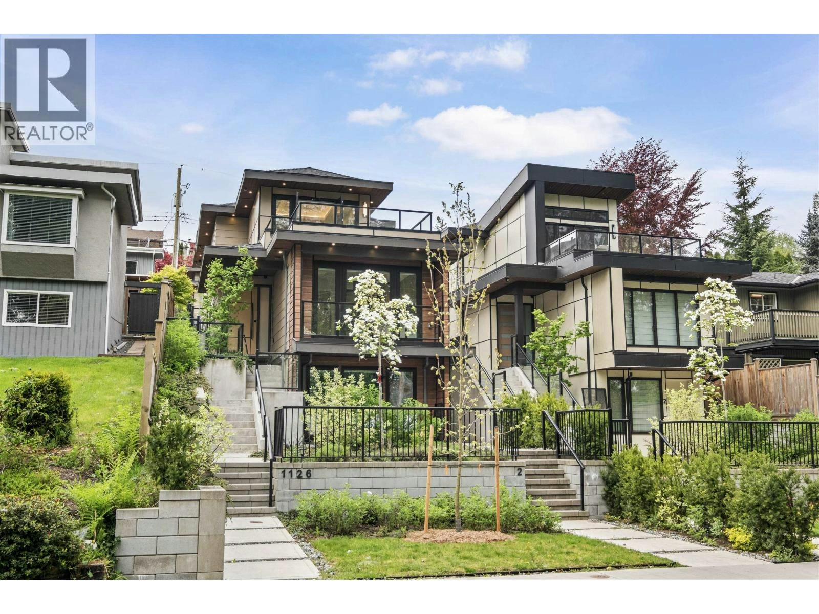 1126 Heywood Street, North Vancouver, BC, V7L 1H4