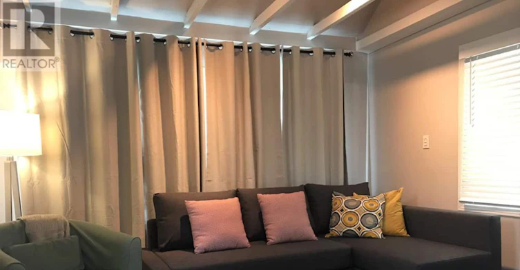 UPPER UNIT-5715 Highland Avenue, Niagara Falls, ON, L2G 4X2 - 7