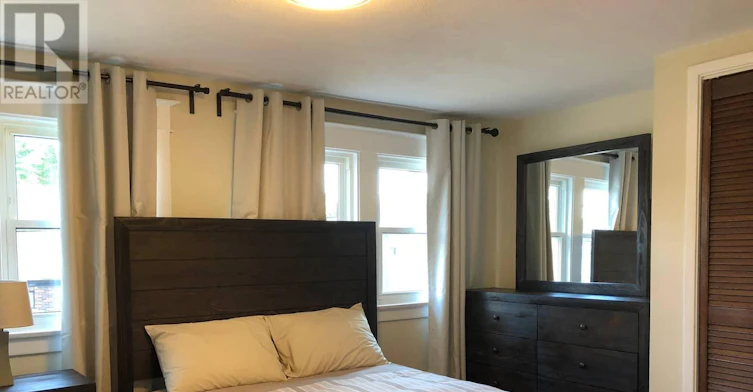 UPPER UNIT-5715 Highland Avenue, Niagara Falls, ON, L2G 4X2 - 17