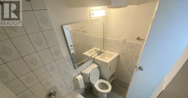 135 Emerson Avenue, Toronto, ON, M6H 3T2 - 5