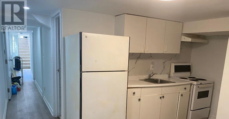 135 Emerson Avenue, Toronto, ON, M6H 3T2
