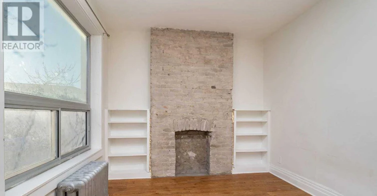 UPPER-2994 Dundas Street W, Toronto, ON, M6P 1Z3 - 14