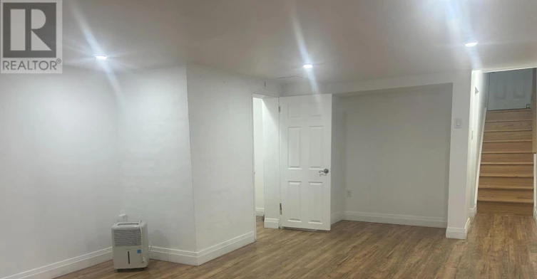 B-1540 Maxime Street, Ottawa, ON, K1B 3L1 - 4