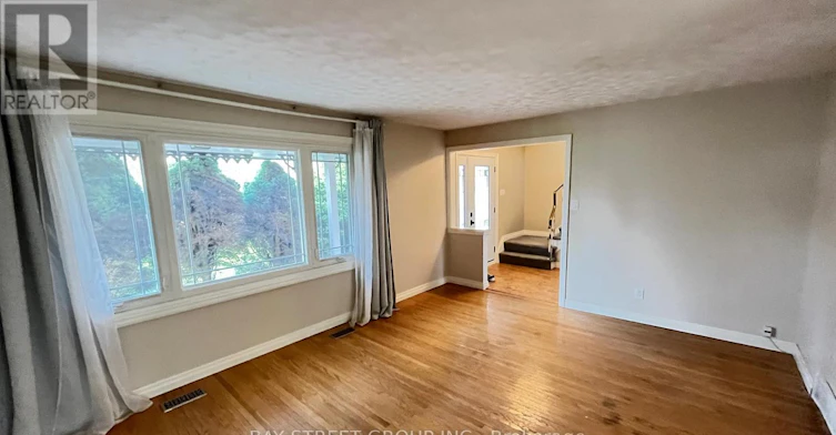 153 Simpson Road, Ajax, ON, L1S 2V7 - 11