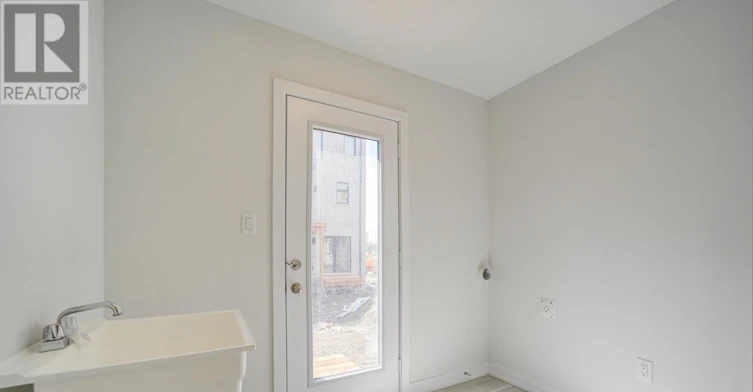 36 Danielle Moore Circle, Toronto, ON, M1P 2S7 - 13
