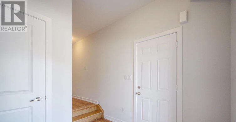 36 Danielle Moore Circle, Toronto, ON, M1P 2S7 - 6