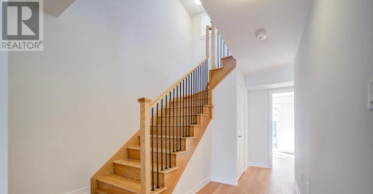 36 Danielle Moore Circle, Toronto, ON, M1P 2S7 - 9
