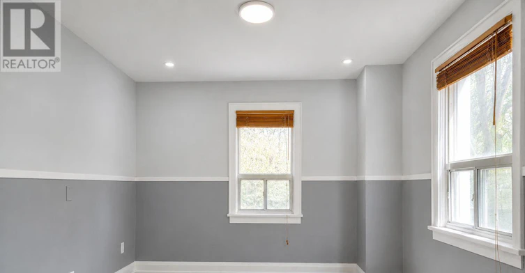 MAIN FLOOR-225 Coxwell Avenue, Toronto, ON, M4L 3B4 - 4