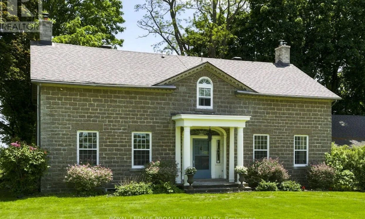 1105 County 2 Road Road