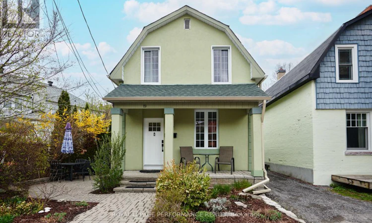 19 Windsor Avenue