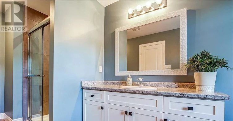 14-98 Shoreview Place W, Hamilton, ON, L8E 0J4 - 11