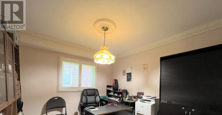 6403 Osprey Boulevard, Mississauga, ON, L5N 6E5 - 5