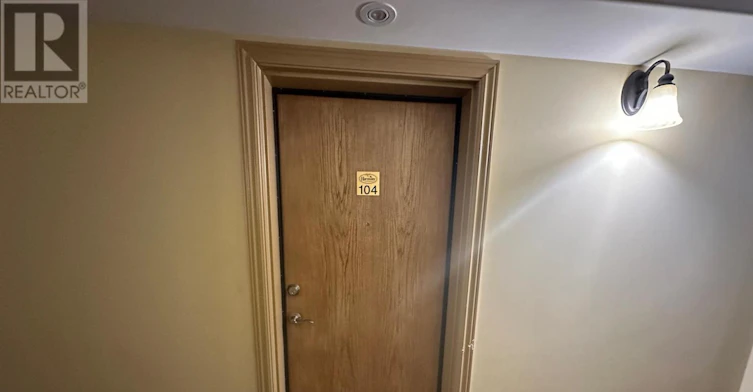 104-312 Spillsbury Drive, Peterborough, ON, K9K 0B6 - 4