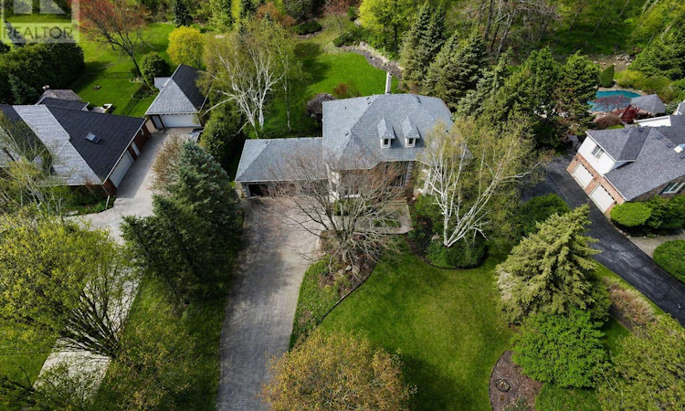 110 Crawford Crescent