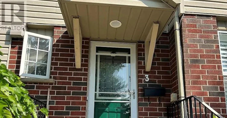 3-26 Poplar Drive, Cambridge, ON, N3C 4A3 - 2