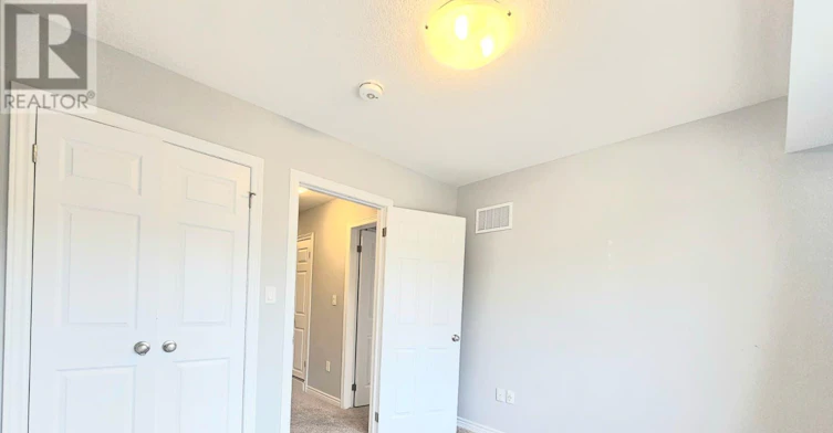 76 Lomond Lane, Kitchener, ON, N2R 0T6 - 8