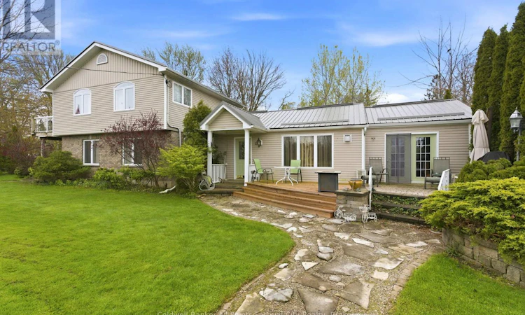 13 Ravine Park Road S