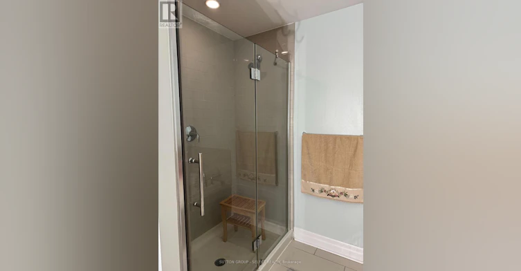 610-240 Villagewalk Boulevard, London, ON, N6G 0P6 - 25