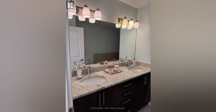 610-240 Villagewalk Boulevard, London, ON, N6G 0P6 - 24