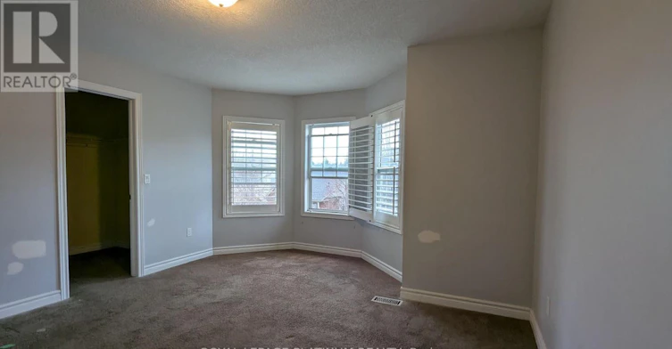 669 Zermatt Drive, Waterloo, ON, N2T 2V2 - 15