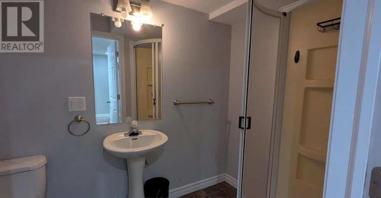 669 Zermatt Drive, Waterloo, ON, N2T 2V2 - 13
